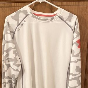 Under Armour Combine LS training shirt.